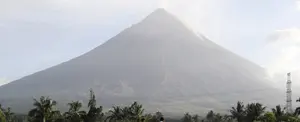 Casi 13 mil evacuados en Filipinas por posible erupción volcánica
