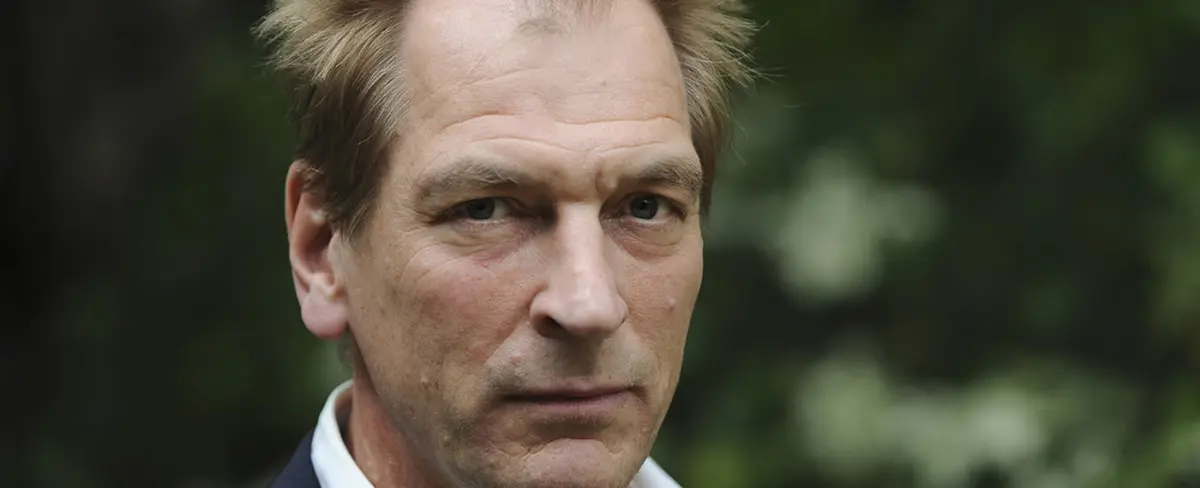 Confirman muerte del actor británico Julián Sands