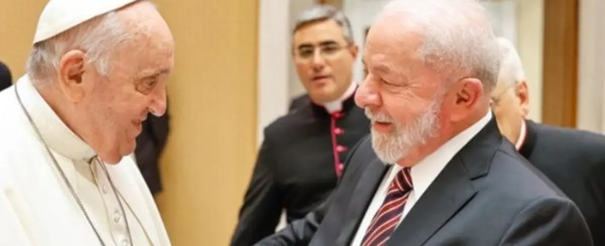 Presidente de Brasil conversa sobre la paz con el papa Francisco
