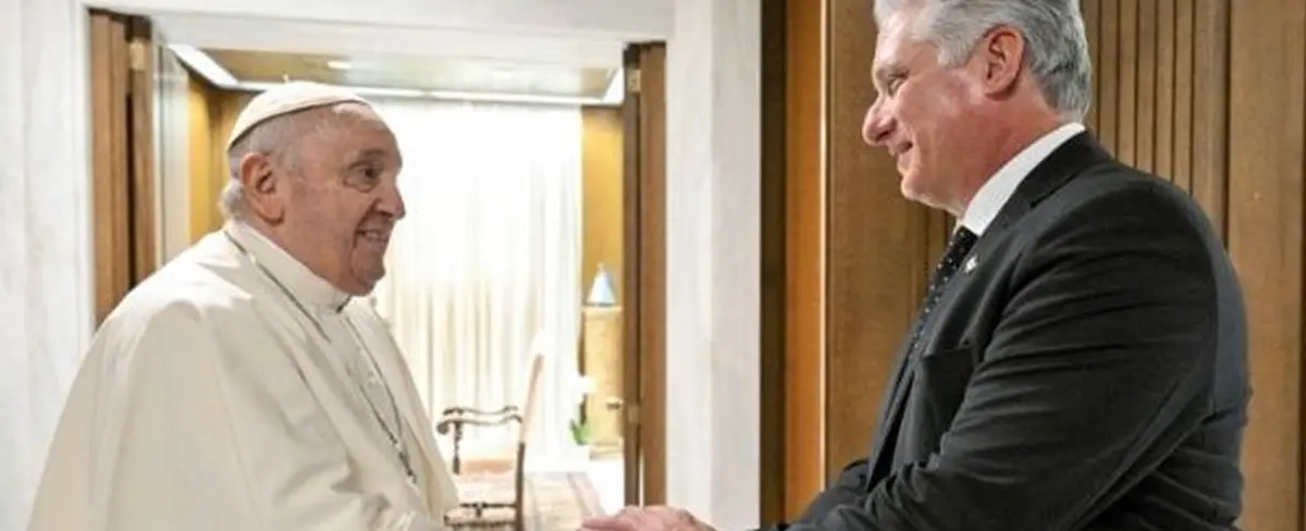 Presidente de Cuba sostiene encuentro con el papa Francisco en El Vaticano