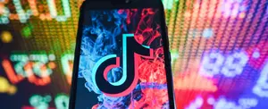 Nueva función de TikTok permite publicaciones de texto