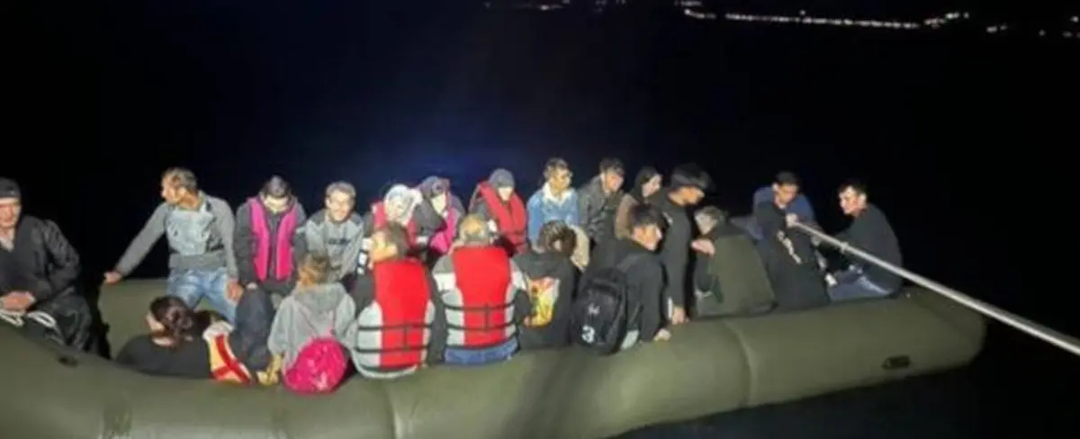 Al menos 84 migrantes rescatados frente a costas de Türkiye