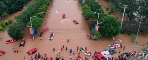 Fuertes lluvias dejan 10 fallecidos en el norte de China