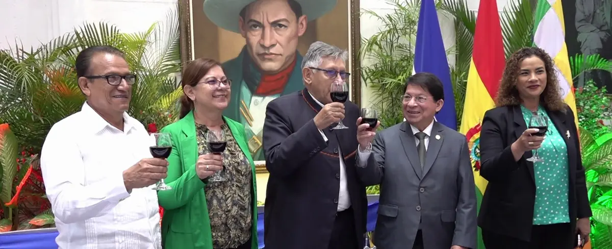Bolivia celebra en Nicaragua el 198 aniversario de su independencia