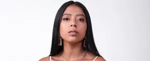 Influencer mexicana canta el himno nacional de Nicaragua