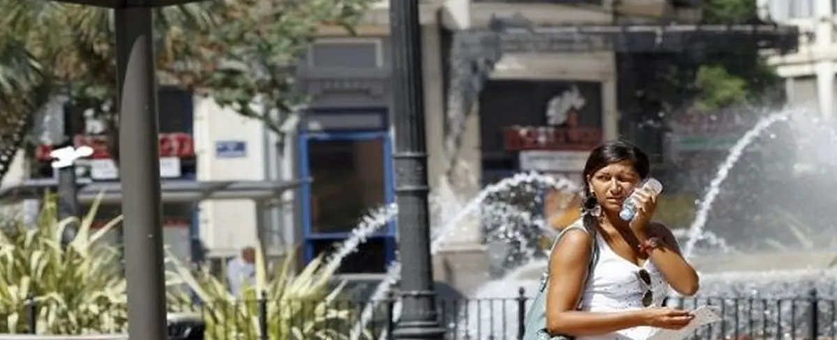Emiten alerta roja por altas temperaturas en sur de Francia