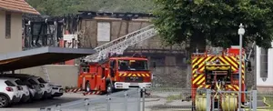 Alrededor de 11 personas fallecidas por incendio en Francia