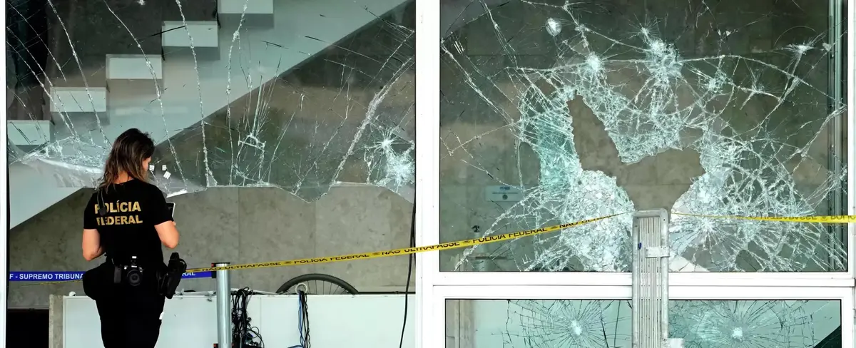 Arrestan a 7 oficiales en Brasil por permitir el intento de golpe de Estado