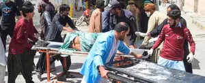 Atentado suicida deja 52 fallecidos en Pakistán