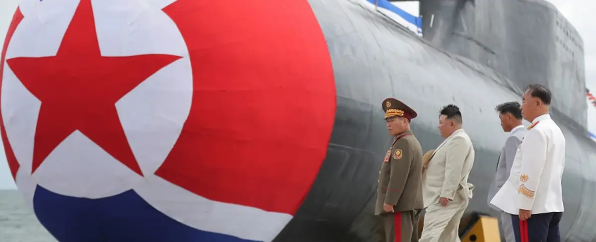 Corea del Norte presenta submarino equipado con armas nucleares