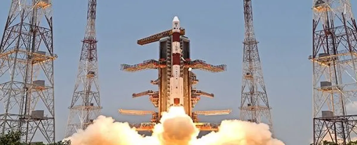 India lanza misión para explorar el Sol