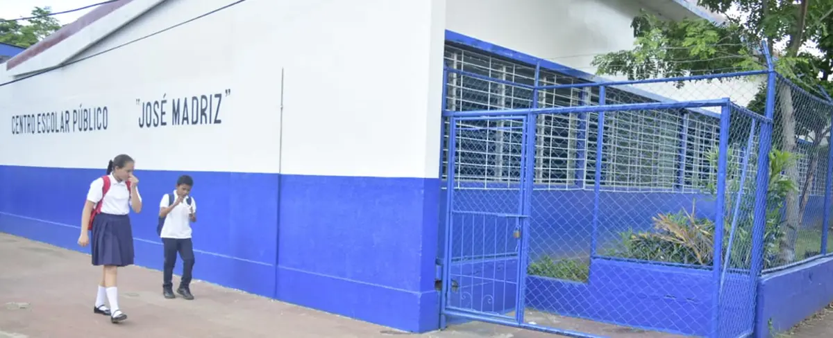 León invierte más de 2 millones de córdobas en el centro escolar José Madriz