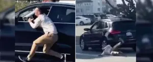 Turistas se cuelgan del coche de ladrones tras ser asaltados en EE.UU.