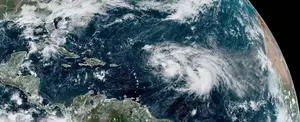 Tormentas Philippe y Rina avanzan por el este de las Antillas