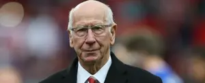 Fallece a los 86 años Bobby Charlton, leyenda del fútbol inglés