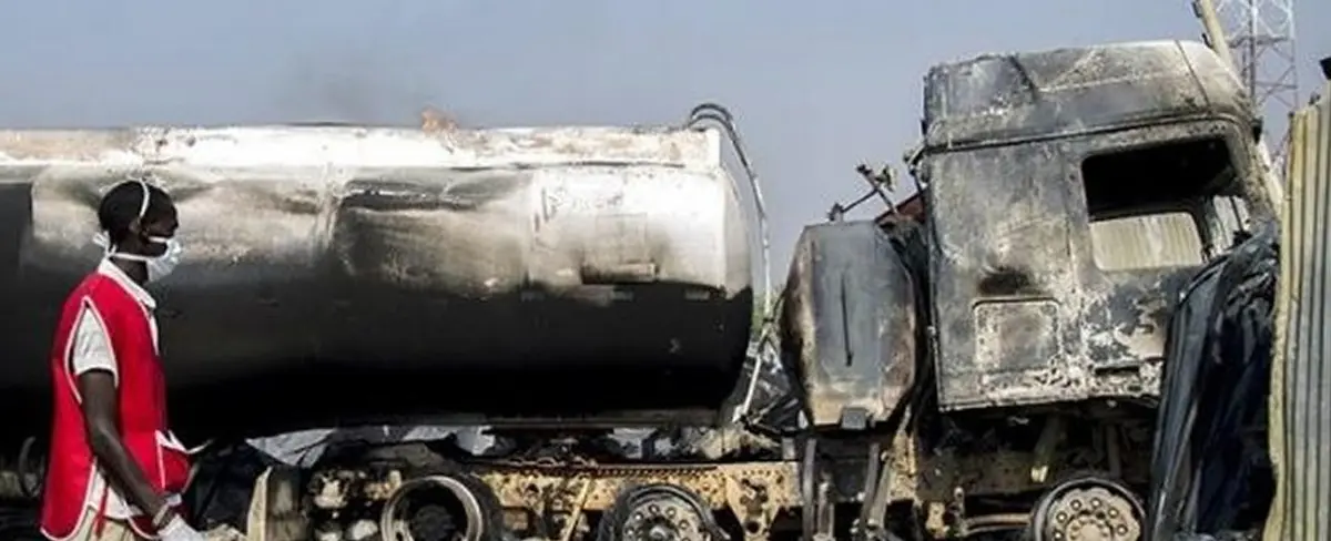 Explosión de camión cisterna deja 30 fallecidos en Nigeria