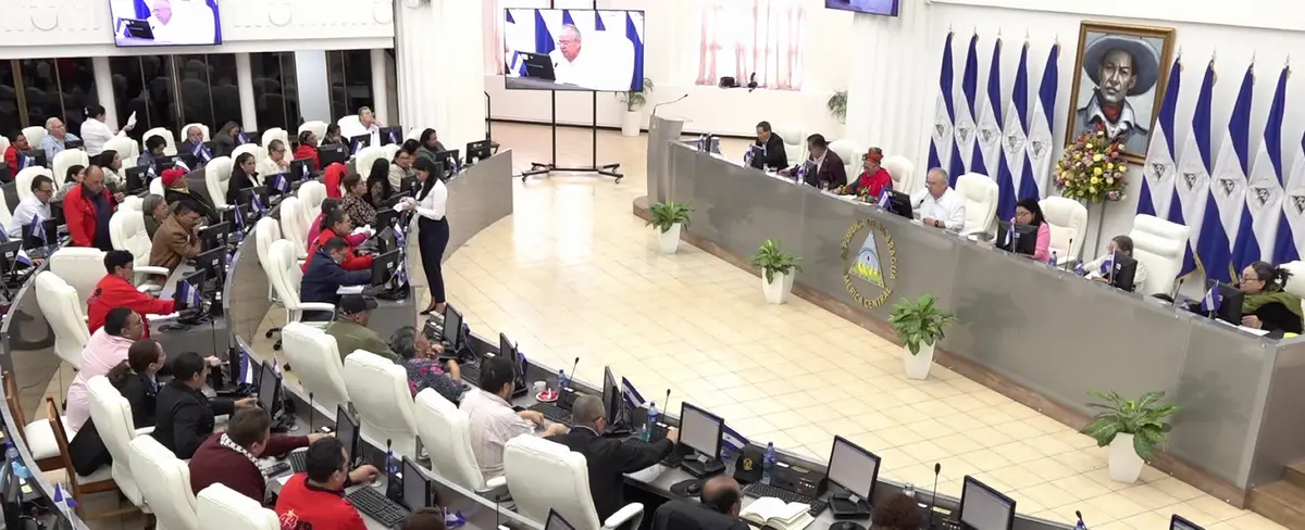 Aprueban creación del Consejo Nacional de Administración y Carrera Judicial