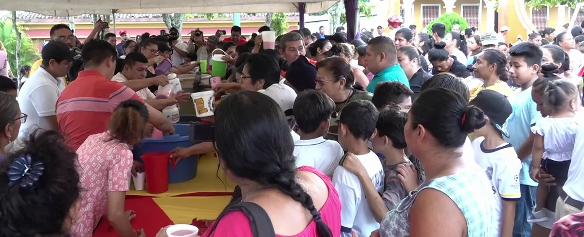 Familias de Diriá participan del evento El Atol de las Ánimas más Grande