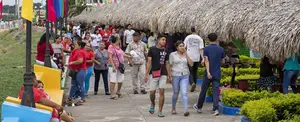 Familias disfrutan de un fin de semana en el Puerto Salvador Allende