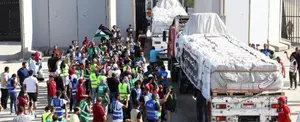 Llegan 20 caminones con ayuda humanitaria  a la asediada Franja de Gaza