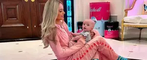 ¡Indignante! Se burlan del aspecto físico del hijo de Paris Hilton