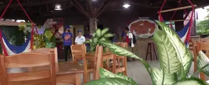 Quindos, un rinconcito cubano en el malecón de San Jorge