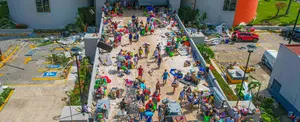 Reportan saqueos de tiendas en Acapulco tras el paso del huracán Otis