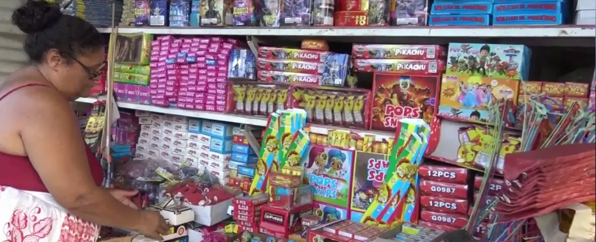 Comerciantes de Chinandega listos para la venta de pólvora