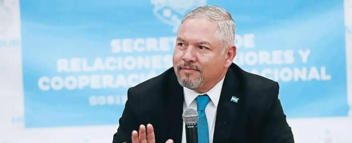 Honduras exige a senadores estadounidenses que respeten su soberanía