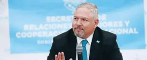 Honduras exige a senadores estadounidenses que respeten su soberanía