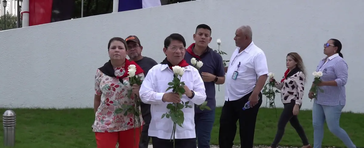 Nicaragua rinde homenaje al comandante Carlos Fonseca