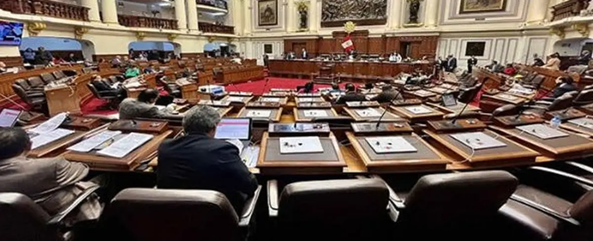Congreso de Perú prohíbe el matrimonio infantil