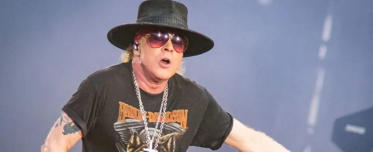 Vocalista de Guns N'Roses, Axl Rose, es acusado de agreción sexual