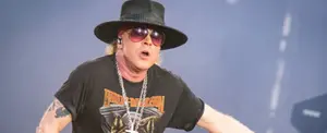 Vocalista de Guns N'Roses, Axl Rose, es acusado de agreción sexual