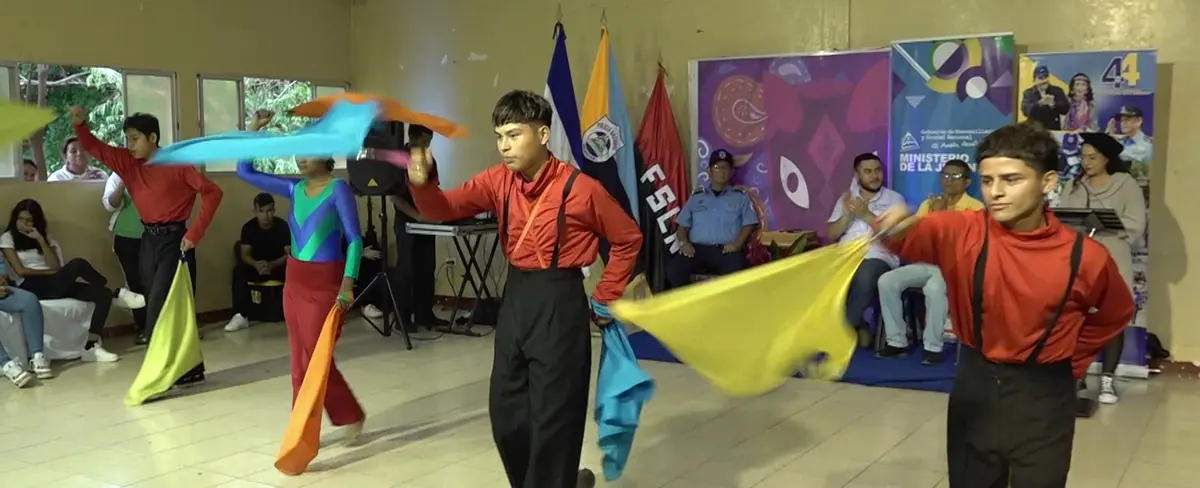 Más de 15 jóvenes son egresados del primer taller circense