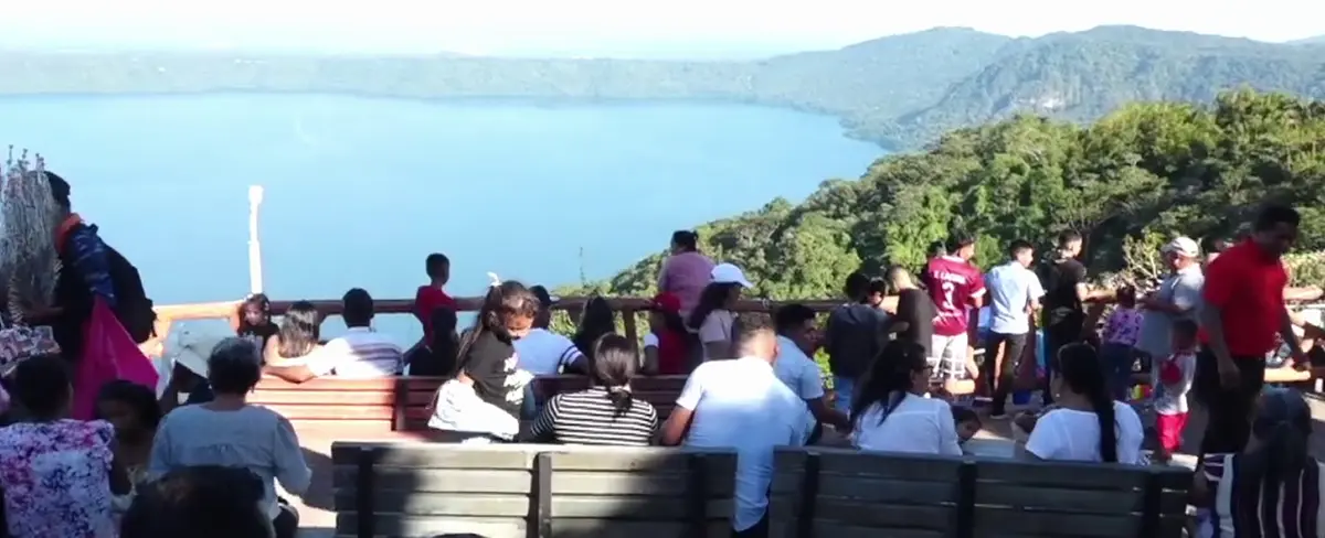 Variada oferta turística del Mirador de Catarina atrae a miles de familias cada mes