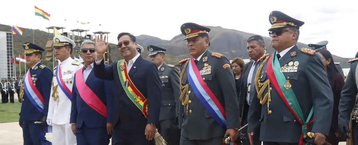 Presidente Arce pide estar atentos ante amenazas internas y externas
