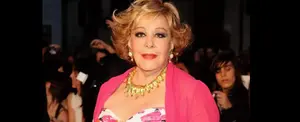 Silvia Pinal continuará hospitalizada por influenza