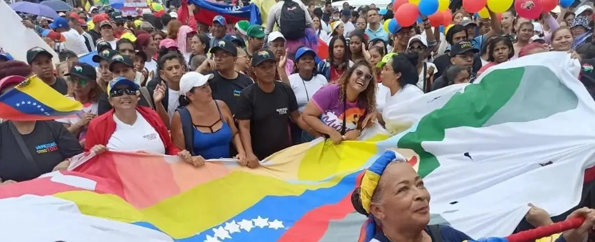 Venezuela honra al comandante Chávez en el Día del Amor y la Lealtad