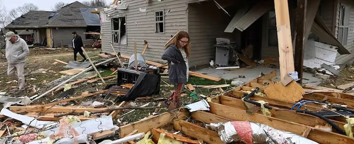 Milagro: Hallan vivo a bebé tras ser arrastrado por tornado en EE.UU.