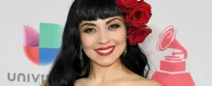 Mon Laferte desata polémica por las imágenes del video Pornocracia