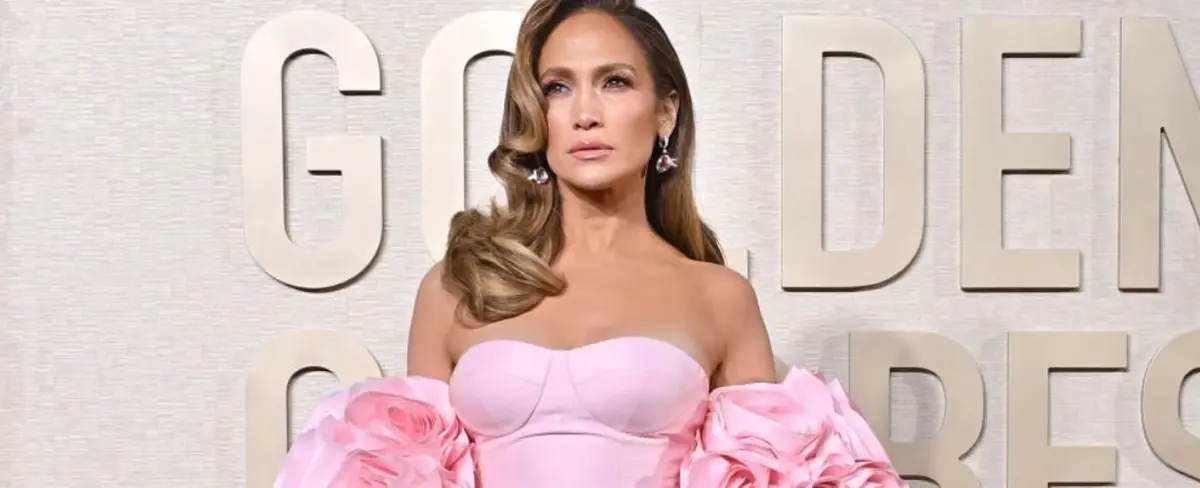 Jennifer López lanza video musical burlándose de sus múltiples bodas