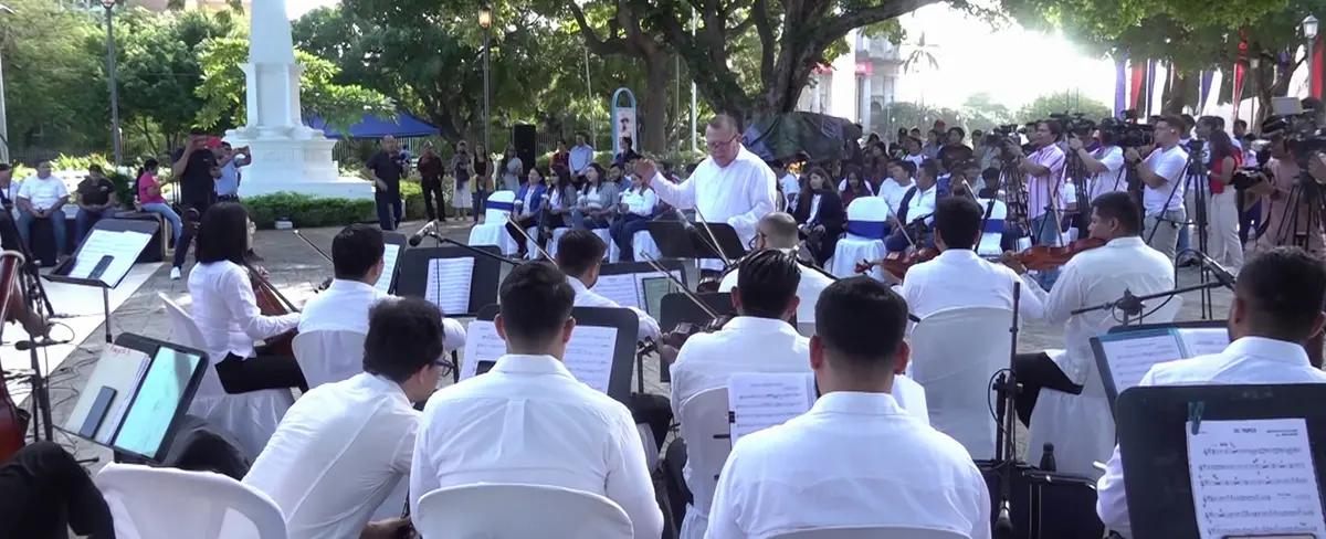 Managua celebra el 157 aniversario del natalicio de Rubén Darío