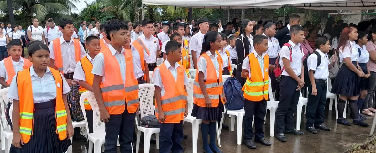 Más de 56 mil estudiantes regresan a clases en el Caribe Sur