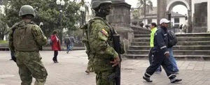 Muertos, carros incinerados y 70 detenidos deja ola de violencia en Ecuador