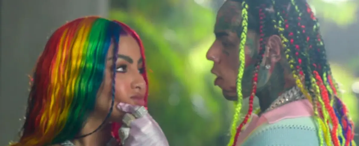 Con ardiente video Tekashi confirma que está más enamorado que nunca de Yailin