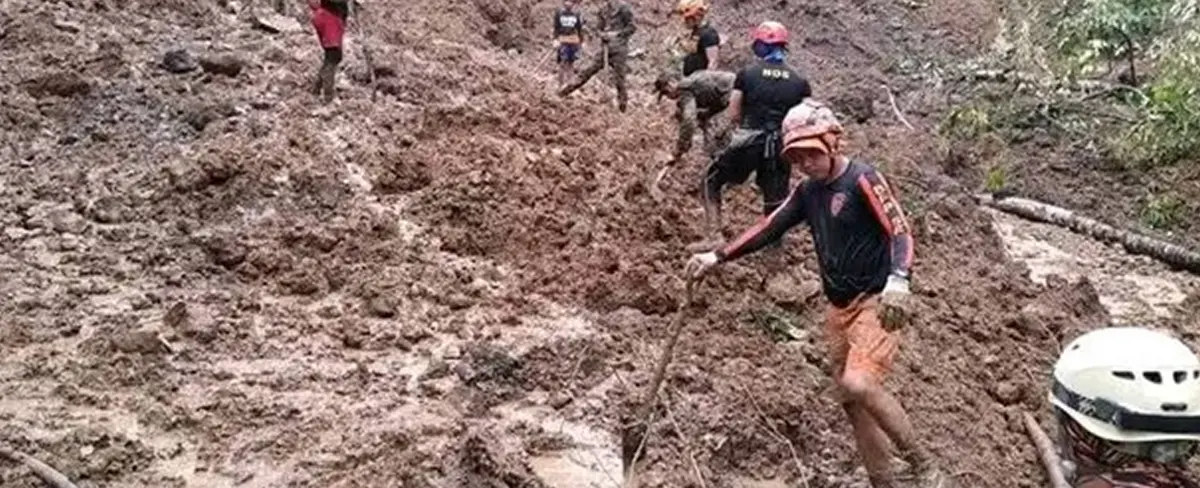 Avalancha de tierra deja seis muertos y varios desaparecidos en el sur de Filipinas
