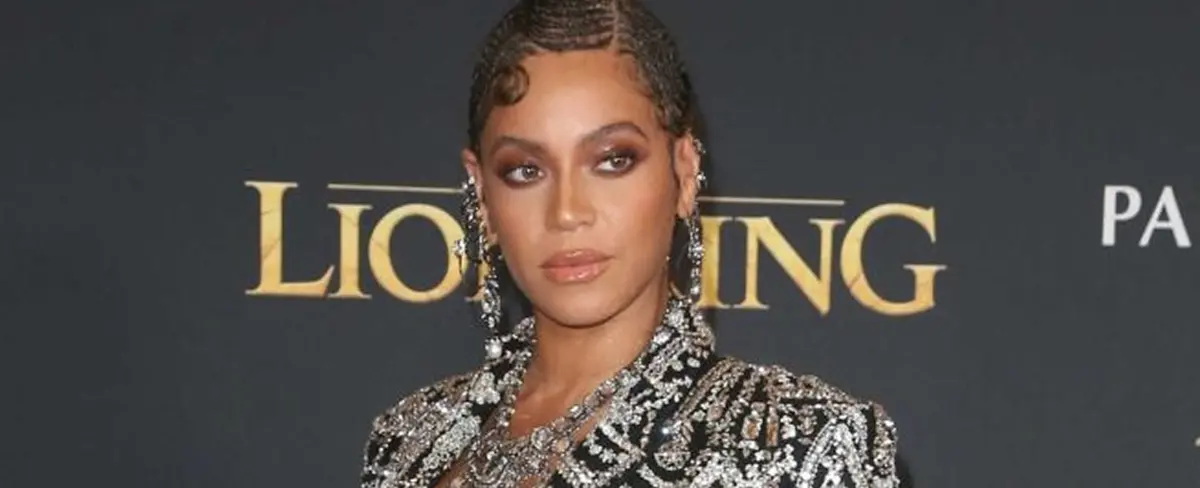 Beyoncé anuncia nuevo álbum durante Super Bowl