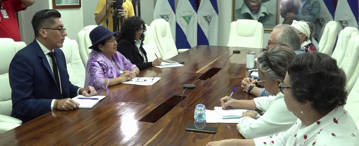 Canciller de Bolivia sostiene encuentro con diplomáticos de Nicaragua