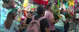 Comerciantes superan expectativas de ventas durante la celebración del amor y la amistad